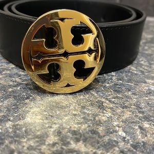 Tory Burch belt